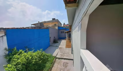 Casa com 2 dormitórios para alugar, 180 m² por R$ 3.000,00/mês - Vila Bocaina - Mauá/SP