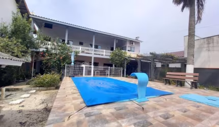Sobrado Com 4 Dormitórios à Venda, 198,60 M² Por R$ 480.000,00 - Itapoá/SC