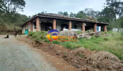 Sítio para Venda em Santana De Parnaíba, Sitio Do Morro, 3 dormitórios, 1 suíte, 1 banheiro, 3 vagas
