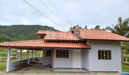 Casa à venda  em Tijucas/SC