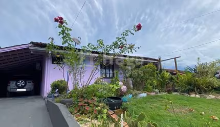 Casa à venda no bairro Águas Claras em Brusque/SC
