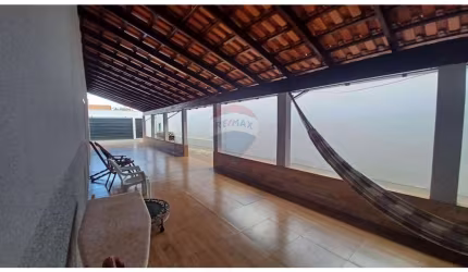Excelente casa com 3/4 no Bairro de Lourdes com 5 vagas de garagem ...