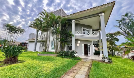 Imóvel com Living e Lareira em Atlântida, Xangri-lá - Casa Fora de Condomínio - Venda