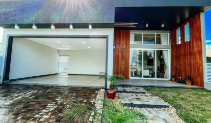 Casa Térrea Mobiliada e Decorada na Rainha do Mar em Xangri-lá