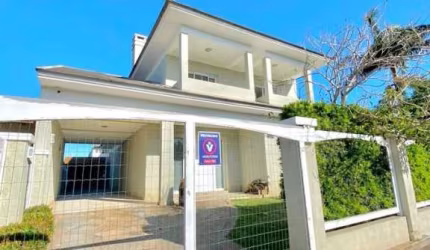 Casa com Piscina em Xangri-lá - Venda