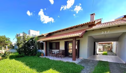 Casa à venda em Xangri-lá, Centro -