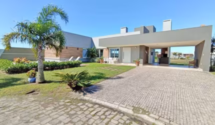 Casa em Condomínio à venda em Atlântida Sul, Osório - Condomínio Lagoa do Passo
