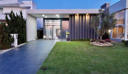 Casa Mobiliada com 3 Suítes e Vista para o Lago no Condomínio Riviera Xangri-La
