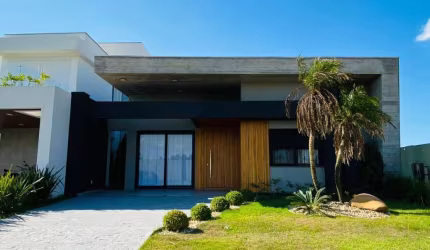 Casa Nova, Finamente Mobiliada e Decorada, com Vista para o Lago no Condomínio Riviera Xangri-La