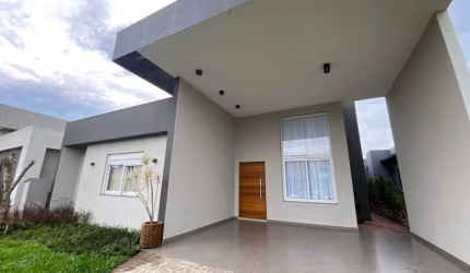 Casa Ampla e mobiliada com 193 m² pronta para morar e fundos área verde
