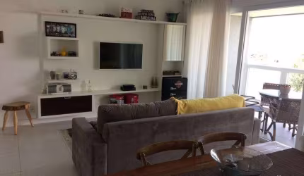 Imóvel de luxo em Atlântida, beira lago, com salão de festas, à venda no Condomínio Rossi Atlântida