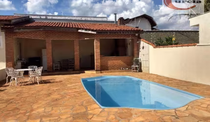 Casa com 4 dormitórios à venda, 254 m² por R$ 900.000,00 - Bela Vista - Brotas/SP