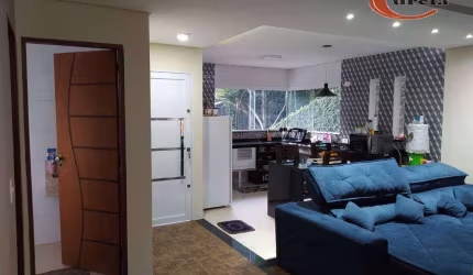Casa com 3 dormitórios à venda, 142 m² por R$ 667.000,00 - Praia Vermelha - Diadema/SP