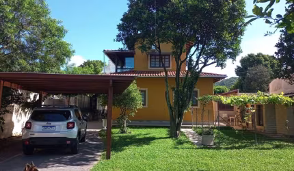 Casa com 3 quartos à venda na Servidão Tomaz João Damázio, 267, São João do Rio Vermelho, Florianópolis, 106 m2 por R$ 890.000