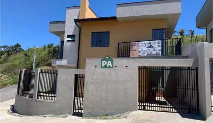 Casa com 3 quartos à venda no Jardim Bandeirantes, Poços de Caldas  por R$ 480.000