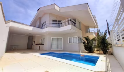 Casa com 3 dormitórios à venda, 290 m² por R$ 2.500.000,00 - Centro - Penha/SC