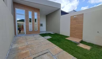 Casa Plana com Fino Acabamento em Itaitinga, 100% Nascente