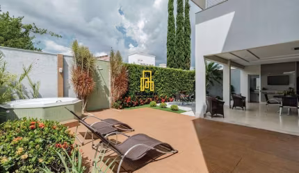 Casa para Venda em Uberlândia, Jardim Karaiba, 4 dormitórios, 4 suítes, 5 banheiros, 4 vagas