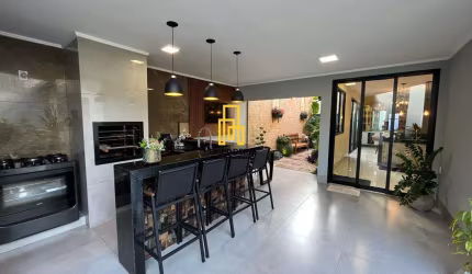 Casa para Venda em Uberlândia, Santa Mônica, 3 dormitórios, 1 suíte, 3 banheiros