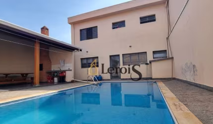 Casa com 3 dormitórios à venda, 297 m² por R$ 850.000,00 - Parque Residencial Mayard - Itu/SP