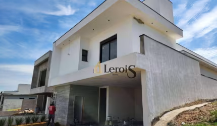 Casa com 3 dormitórios à venda, 213 m² por R$ 1.690.000,00 - Condomínio Central Parque - Salto/SP