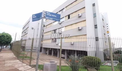 Apartamento com 3 quartos para alugar na Rua Jorge Velho, --, Vila Larsen 1, Londrina por R$ 1.200