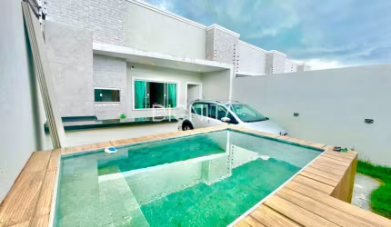 Casa porteira fechada em Vereda Tropical, Eusébio/CE