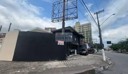CASA + LOJA COM 150m² COM TRES QUARTOS, COZINHA, BANHEIRO , LAVANDERIA