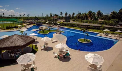 'Locação Imperdível no Muro Alto Club Residence'