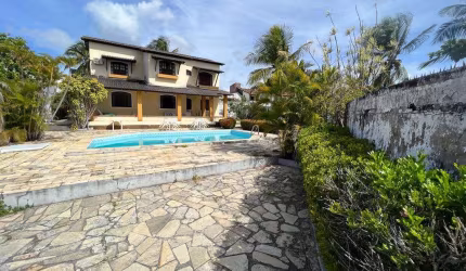 Fantástica casa com excelente área externa, ao lado de Vilas do Atlântico!