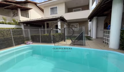 Sensacional casa em condomínio fechado com portaria 24h!