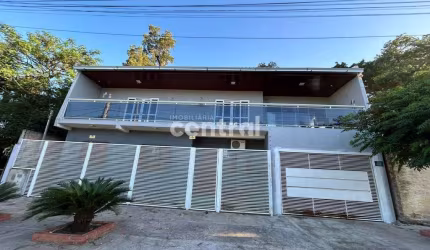 Casa 4 dormitórios