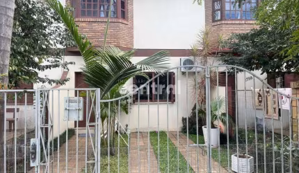Casa 3 dormitórios