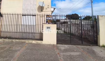 Casa 2 dormitórios