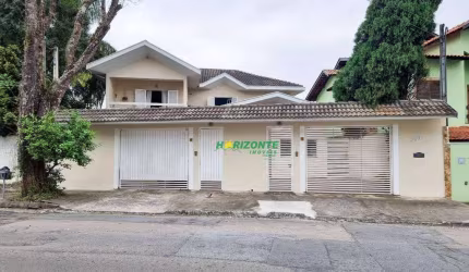 Casa com 4 dormitórios à venda no Jardim Alvorada - São José dos Campos/SP