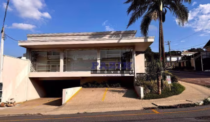 Casa Comercial na Esquina da Rua Manoel Matheus - Jardim Itália - Vinhedo/SP