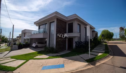 Casa em condomínio à venda no Condomínio Una em Itu/SP, 3 suítes, com 325m² construídos em um terreno de 422m²