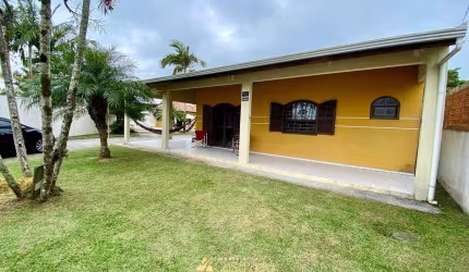 Vendo sobrado 3 suítes piscina e terreno grande