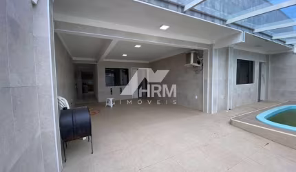 Casa Tríplex com 382,31m de Área privativa , Itajaí- SC.