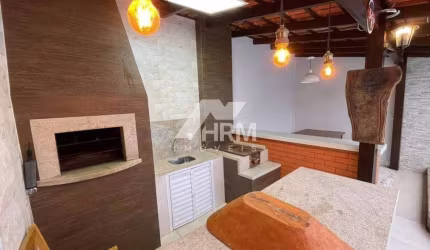Sobrado a Venda em Camboriú