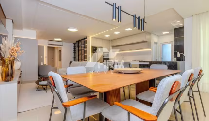 Apartamento mobiliado com 03 suítes no Centro de Balneário Camboriú.
