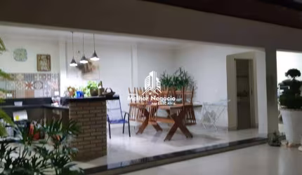Casa 208m² de 3 Dormitórios sendo um suíte no Jardim Ipiranga em Americana- SP