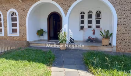 Oportunidade! Casa á venda, 4 dormitórios(quartos) 3 suites no Bairro Alto - Piracicaba/SP