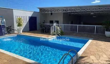 Chácara à Venda com 02 dormitórios (quartos) e com piscina, no bairro Jardim Amanda I, em Hortolândia, SP