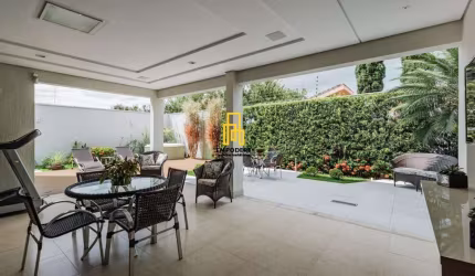 Casa para Venda em Uberlândia, Jardim Karaiba, 4 dormitórios, 4 suítes, 5 banheiros, 4 vagas