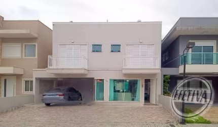 RESIDENCIA 242M² - BALNEÁRIO COSTA AZUL