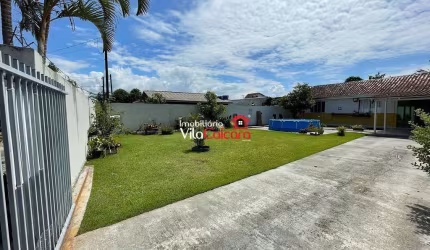 Casa a venda Proxímo ao Mar Com Amplo Quintal
