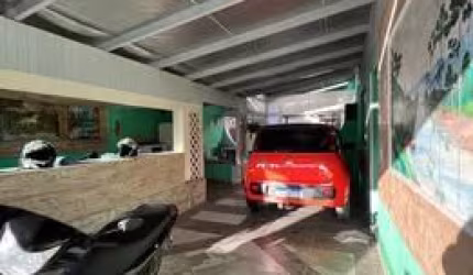UMA CASA PRINCIPAL + 3 QUITINETES A VENDA