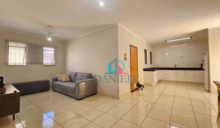 Casa com 2 dormitórios à venda, 105 m² por R$ 310.000,00 - Jardim Marivan - Araraquara/SP