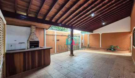 Casa com 3 dormitórios à venda, 182 m² por R$ 350.000,00 - Jardim Gardênias - Araraquara/SP